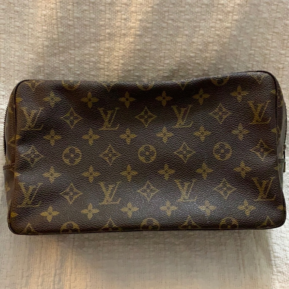 Louis Vuitton Classic Monogram Brown Cosmetic Case